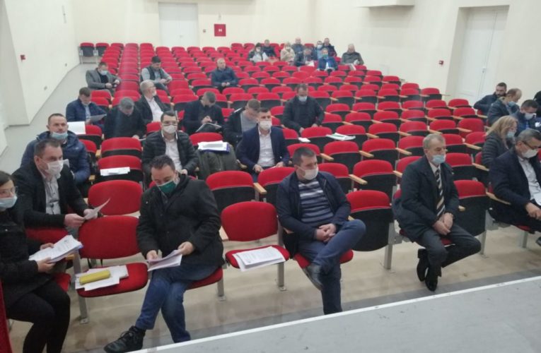 Скупштина усвојила програме чишћења и одржавања јавних асфалтних и зелених површина