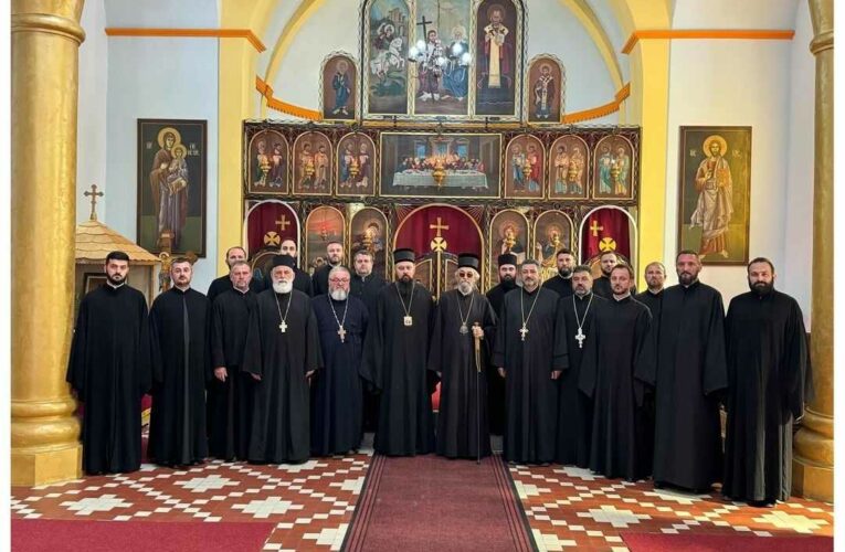 Братски састанак и исповијест свештенства Архијерејског намјесништва которварошког