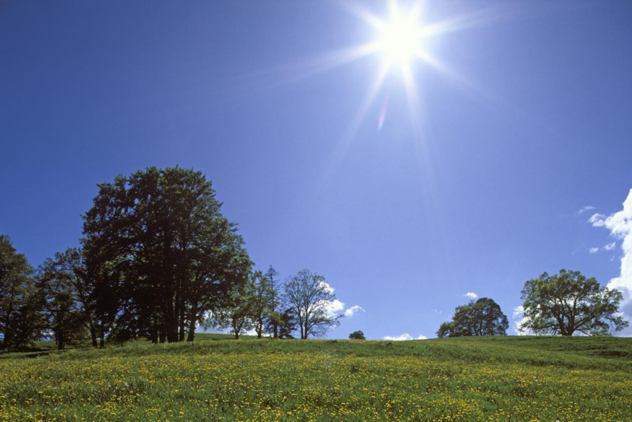 И данас вруће, киша могућа на западу