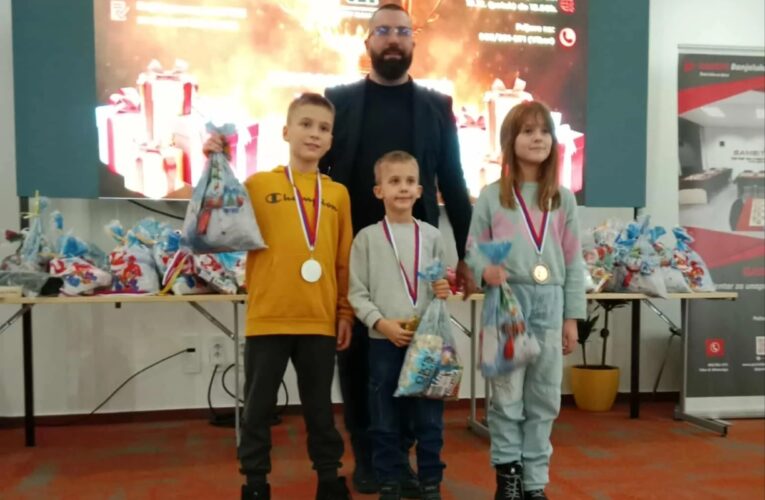 Млади шахиста Саво Тепић бриљирао на турниру у Бањалуци