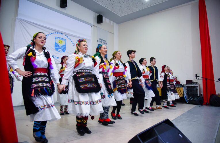 Фолклорни ансамбл Котор Варош реализовао хуманитарну акцију